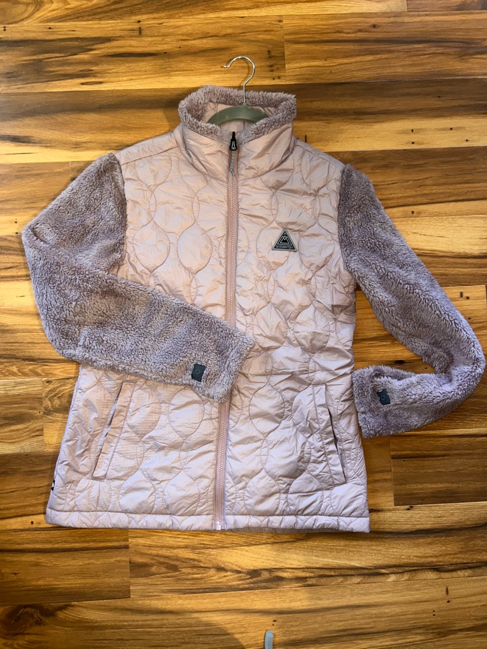 686 Women's Teddy Quilted Jacket in Light Lavender and Mauve